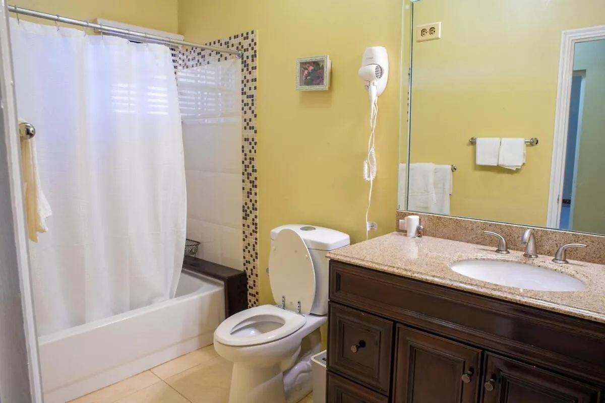 Paradise Chalet Luxurious Villa Richmond