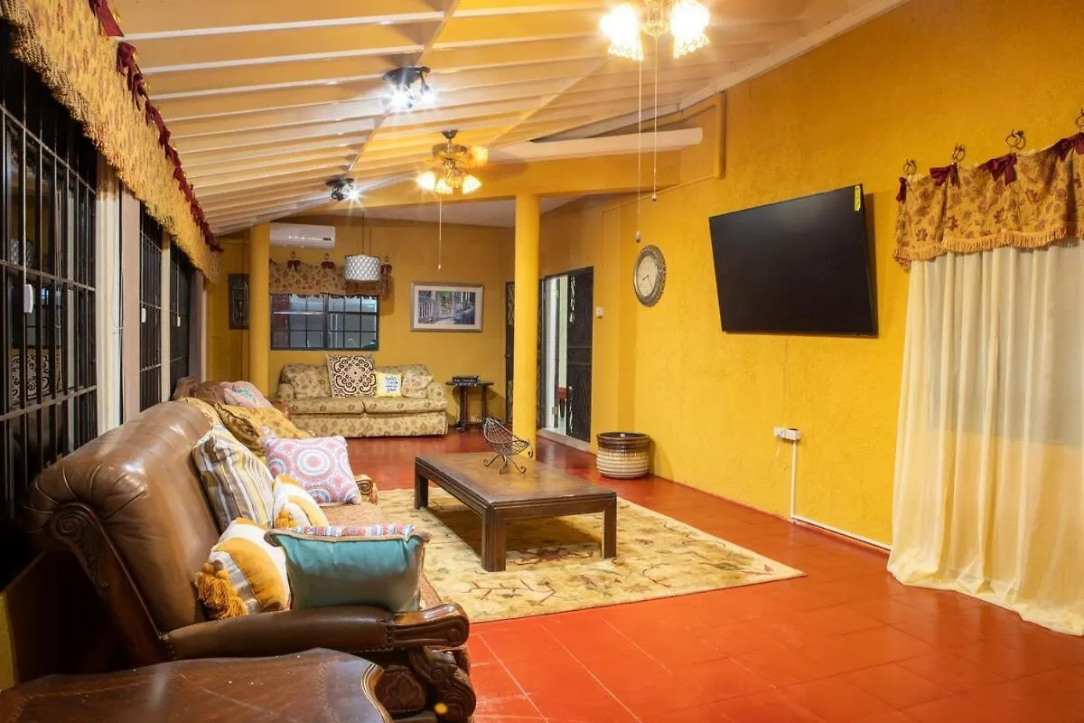 Paradise Chalet Luxurious Villa Richmond