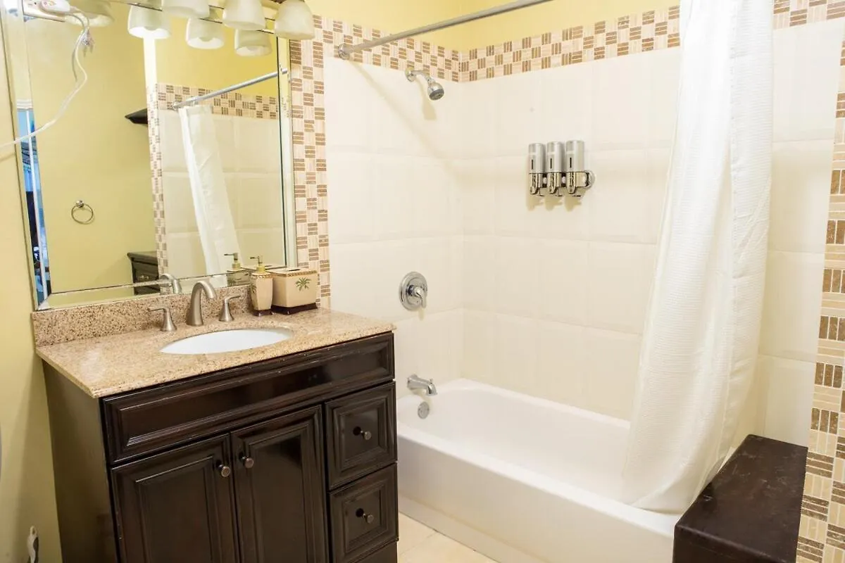 Paradise Chalet Luxurious Villa Richmond
