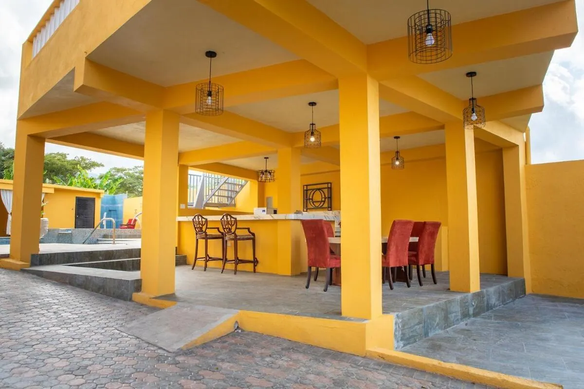 Paradise Chalet Luxurious Villa Richmond