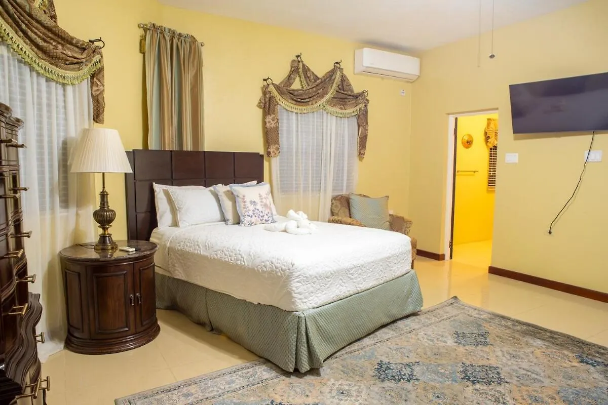 Paradise Chalet Luxurious Villa Richmond