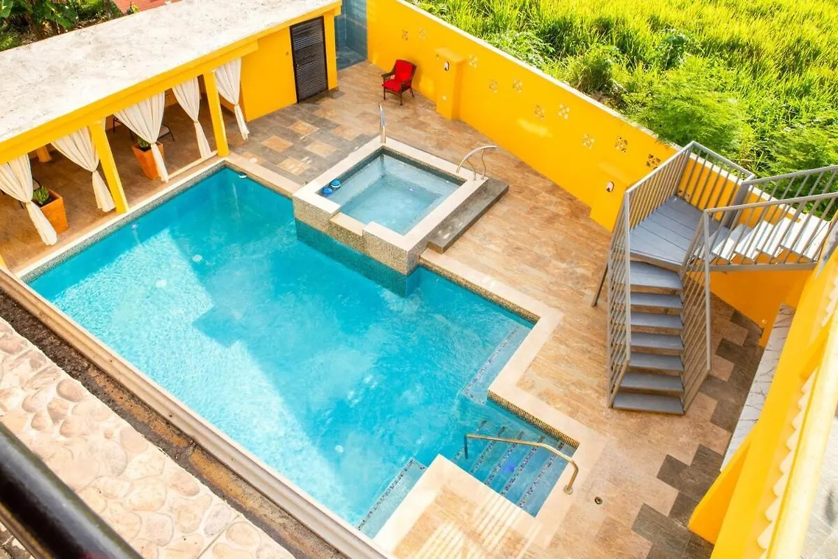 Paradise Chalet Luxurious Villa Richmond